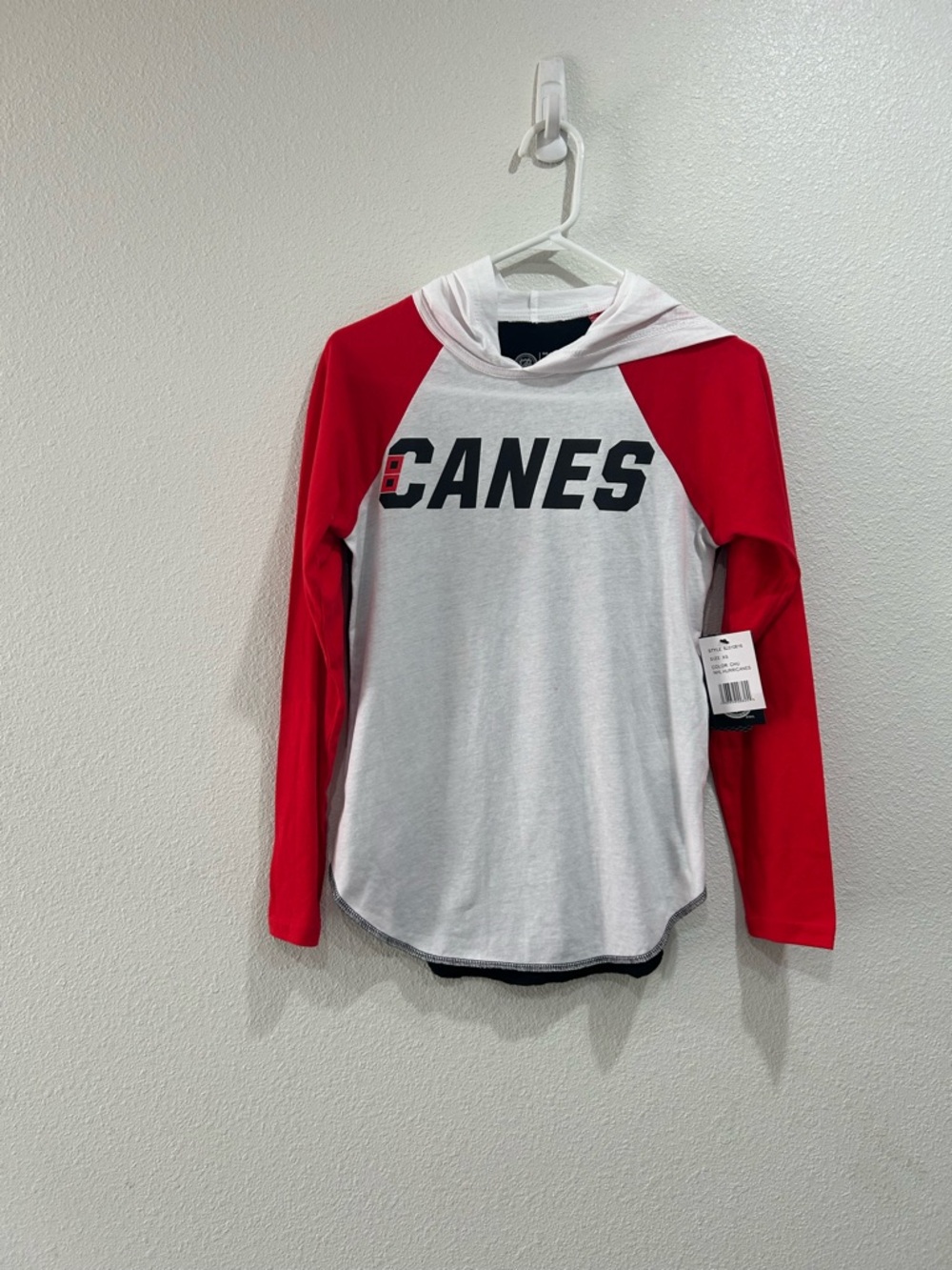 G-III 4Her Carl Banks Carolina Hurricanes long sleeve raglan hoodie T-shirt NWT